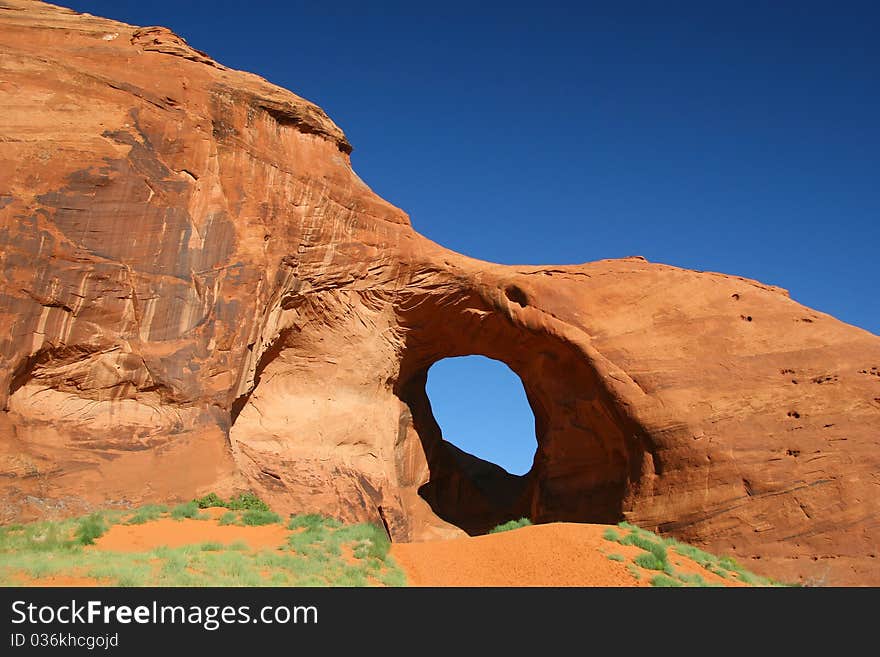 Sandstone Arch - Monument Valley, Arizona