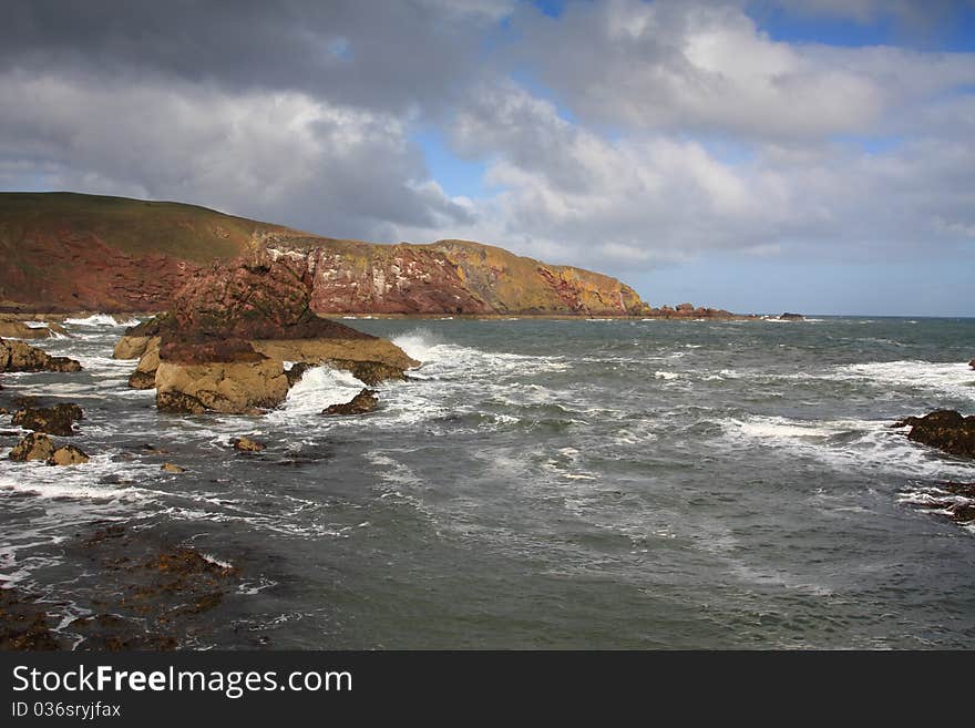 Shoreline towards St Abbs Head. Home for 50,000 seabirds. Shoreline towards St Abbs Head. Home for 50,000 seabirds