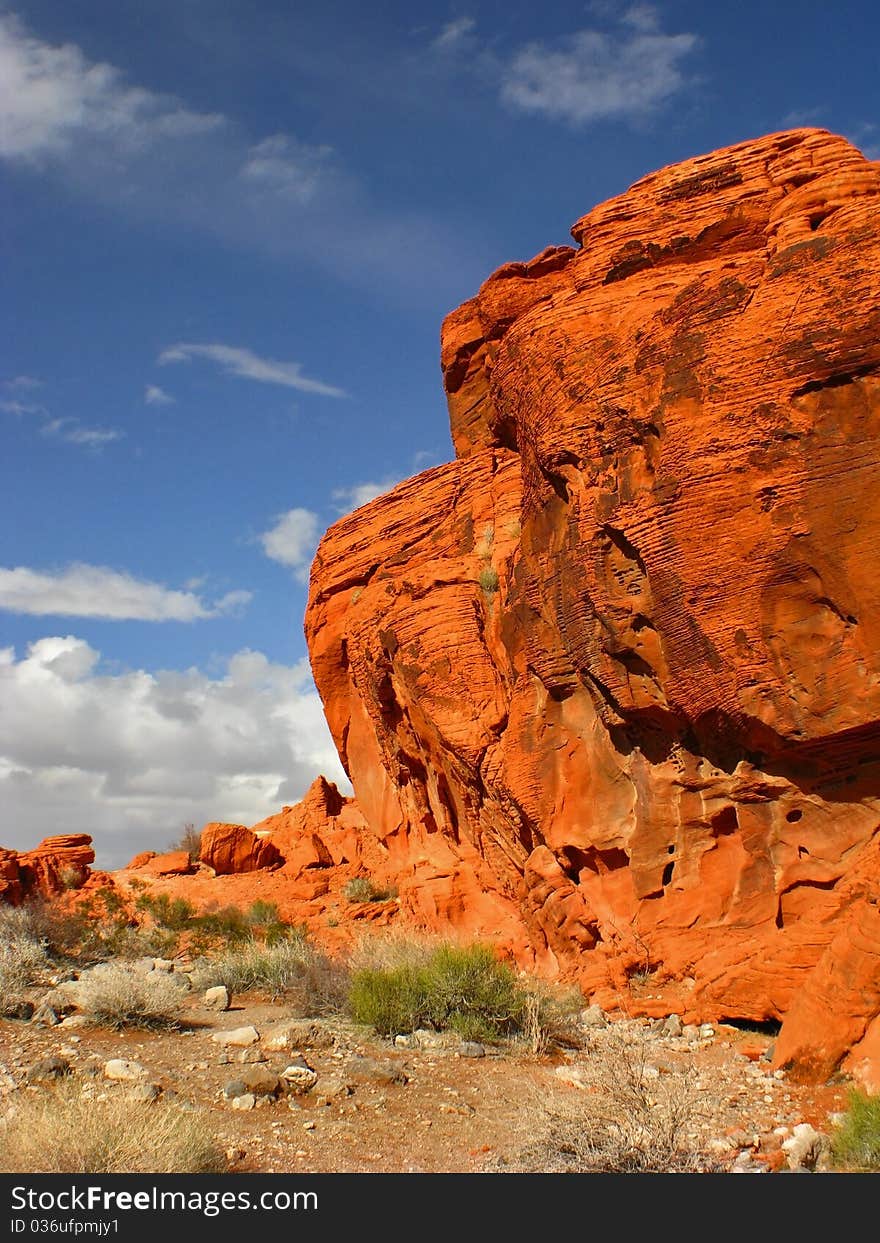 Outcrop of red/orange rocks common to the Valley of Fire State Park in Nevada, USA. Outcrop of red/orange rocks common to the Valley of Fire State Park in Nevada, USA