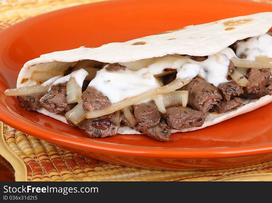 Beef Pita With Sauce