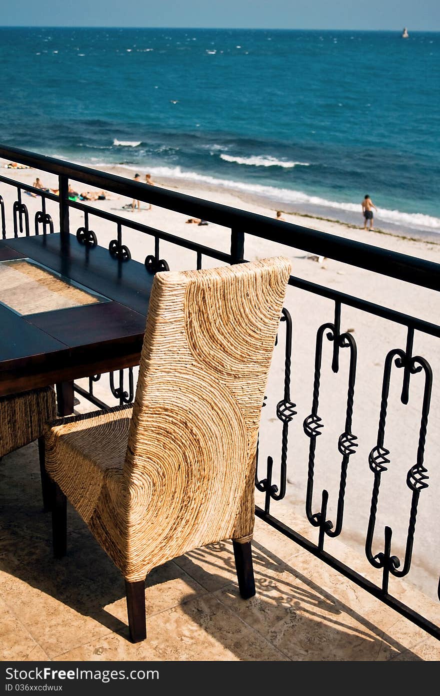 Restaurant on the seafront