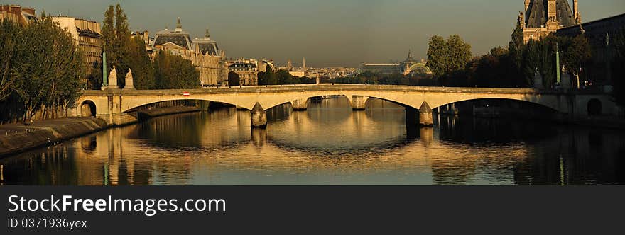 Pont Du Carrousel