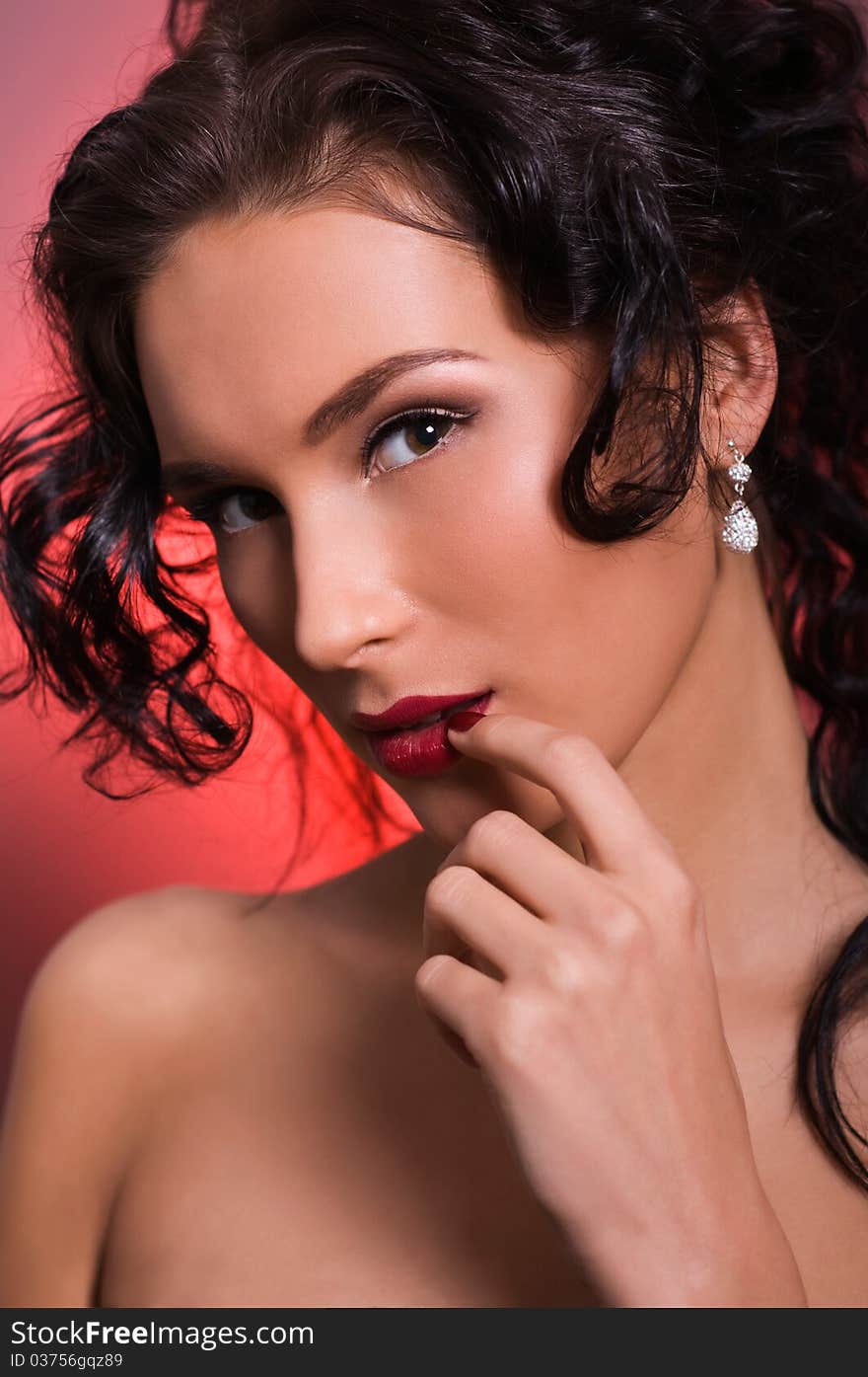 Portrait of young beautiful brunette woman