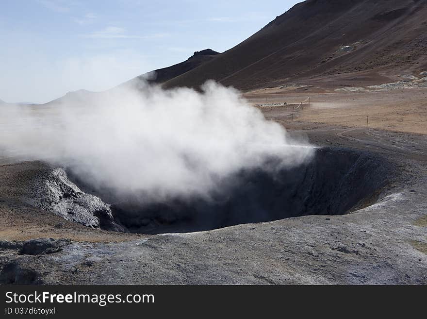 Steaming and Boiling mud Sulphur in Náma