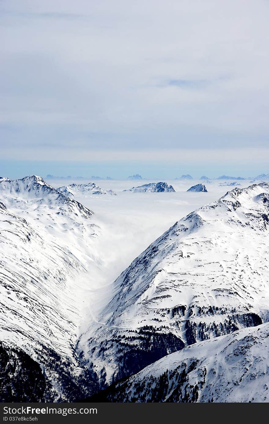 Mountain peaks and clouds, Austrian Alps