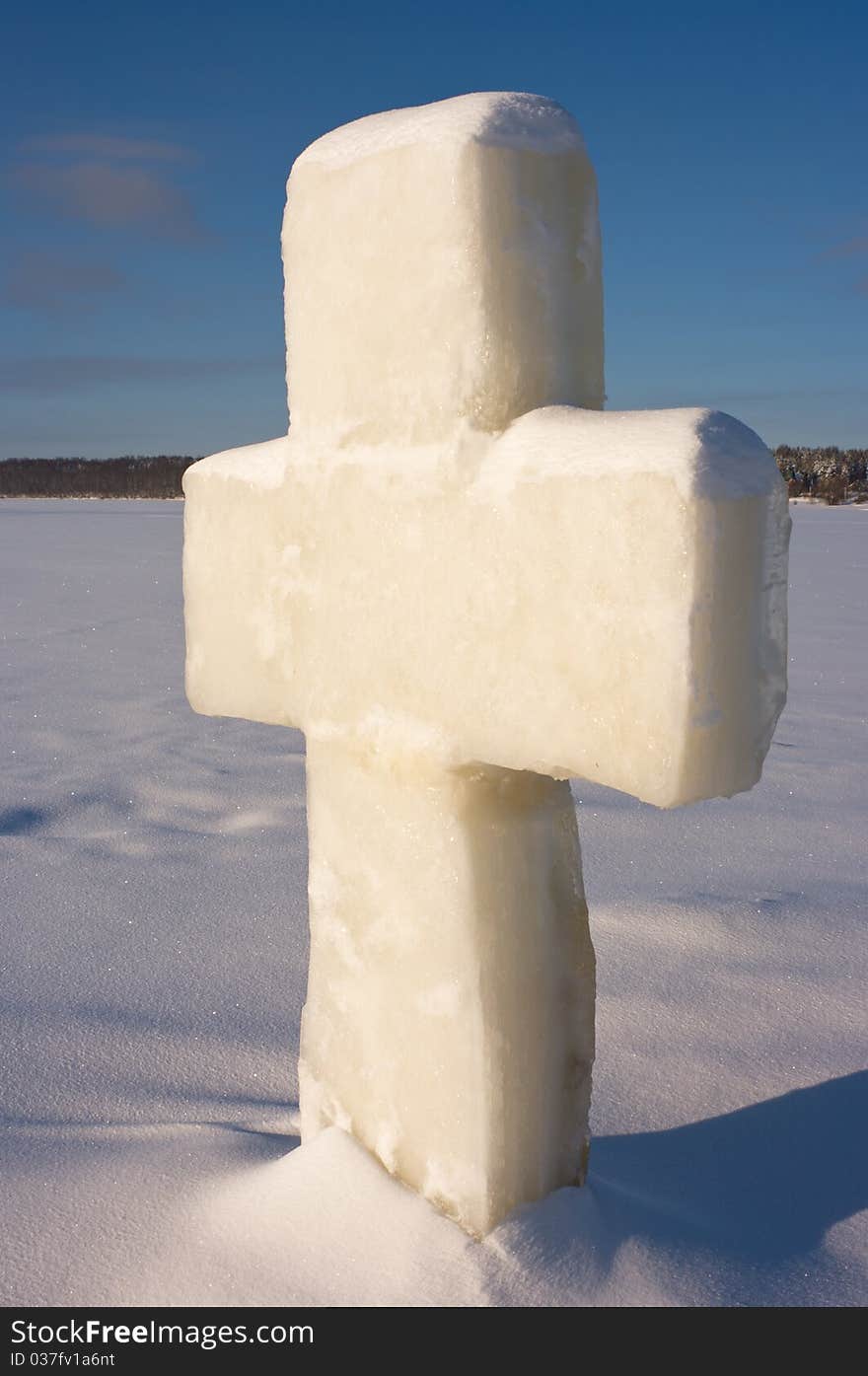 An ice sculpture in the shape of a cross