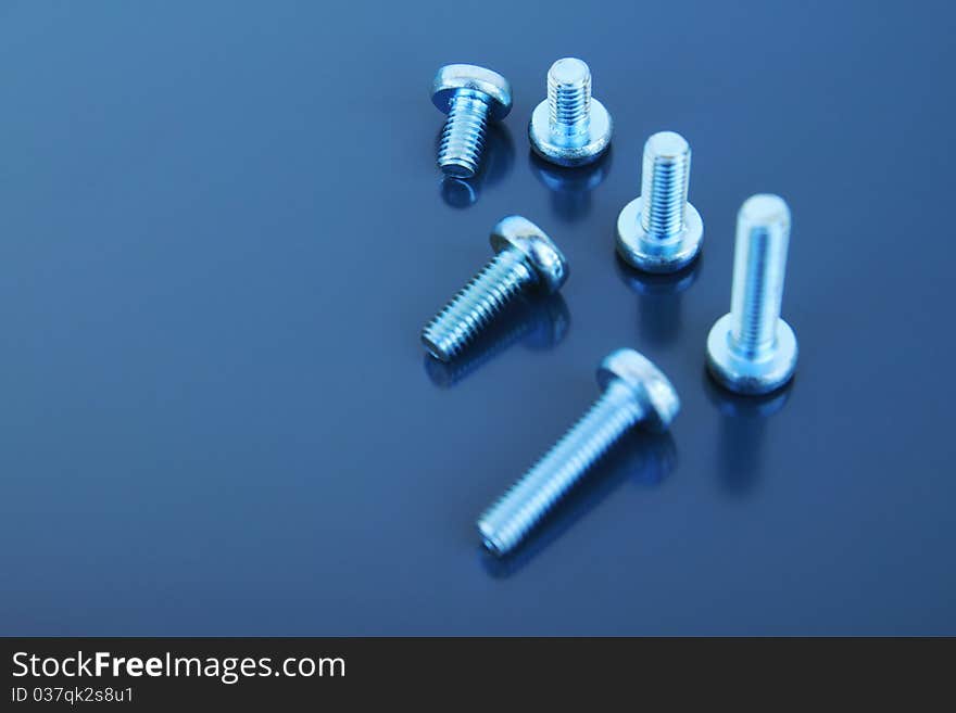 Metal bolts