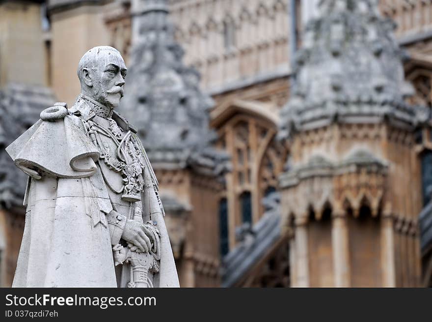 Statue of King George V