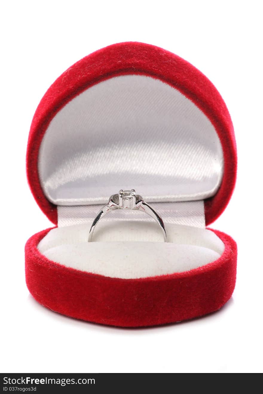 Valentines Day Ring With Heart Box