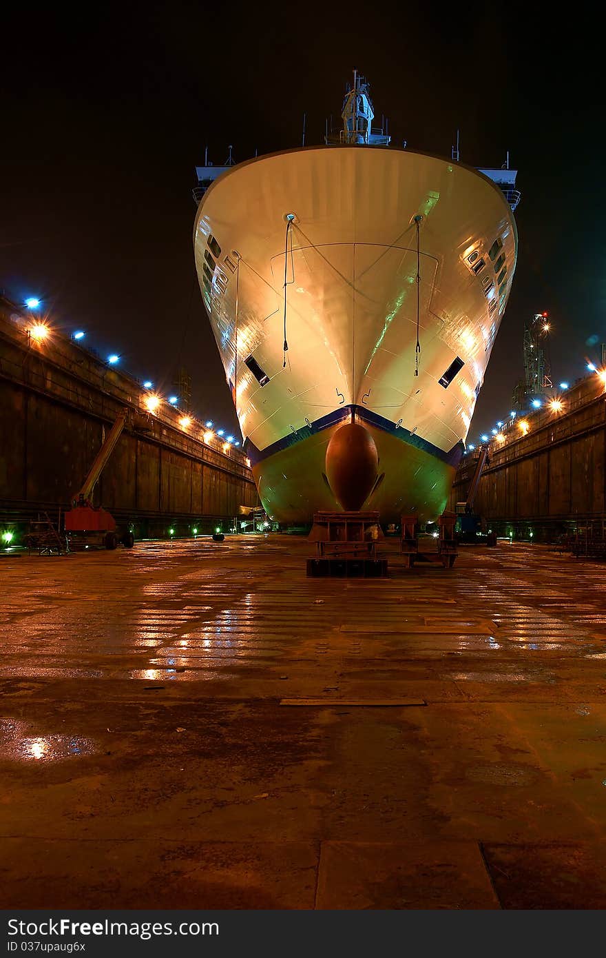 Final preparations  of the vessel