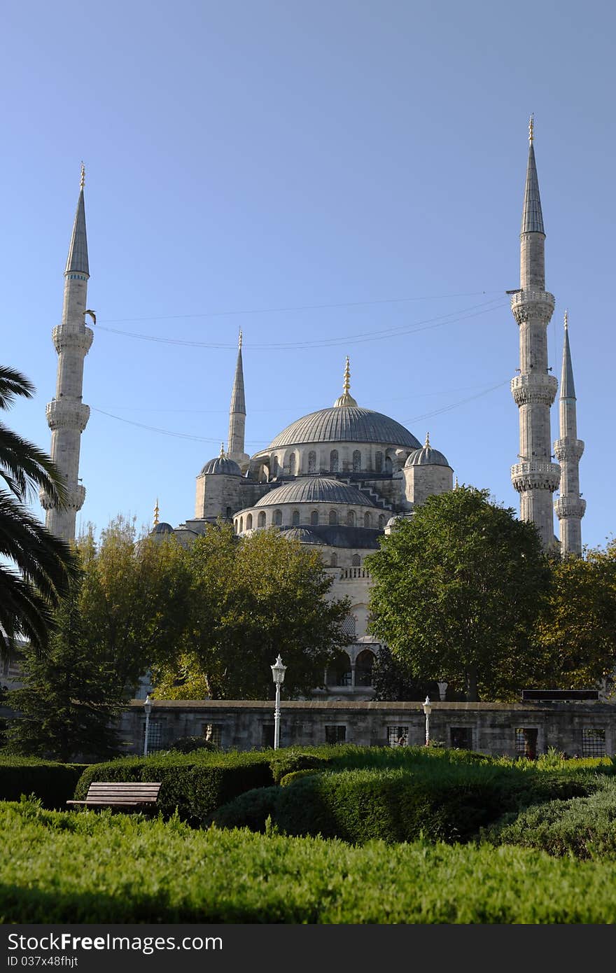 Blue Mosque in Istanbul, clear sky