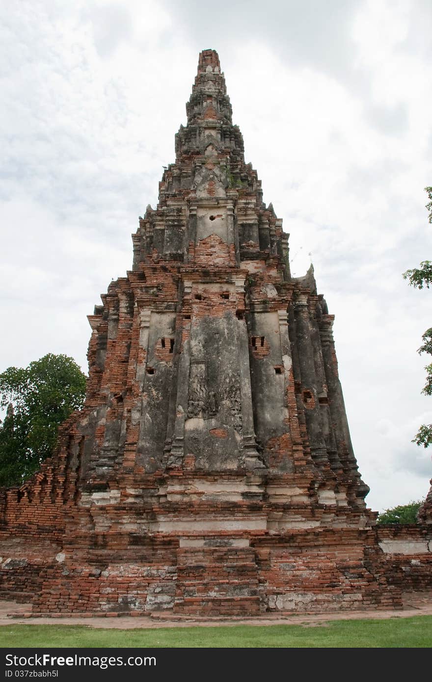 Wat Chaiwattanaram temple