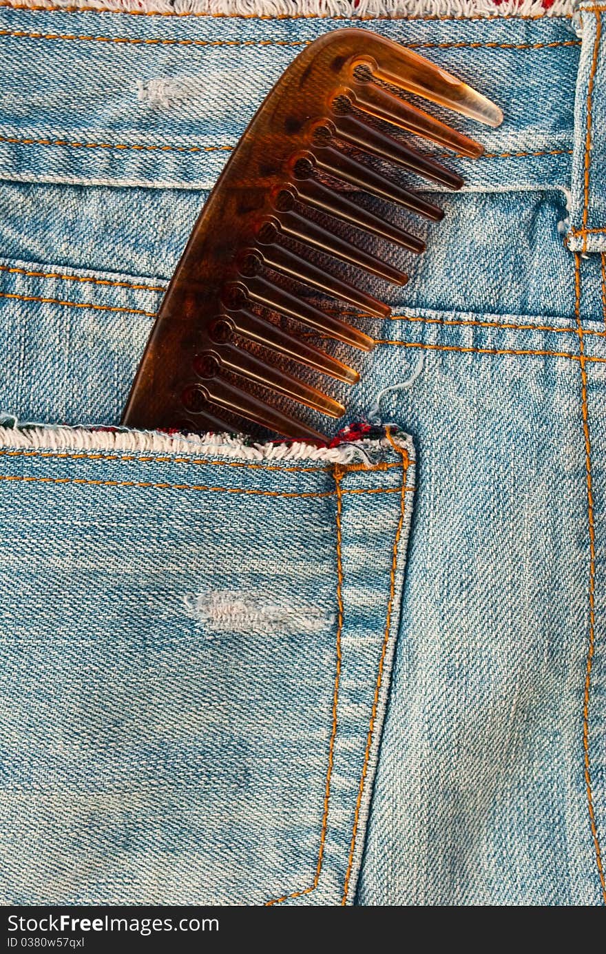 This comb is in blue jean is very classic and nice concept. This comb is in blue jean is very classic and nice concept.