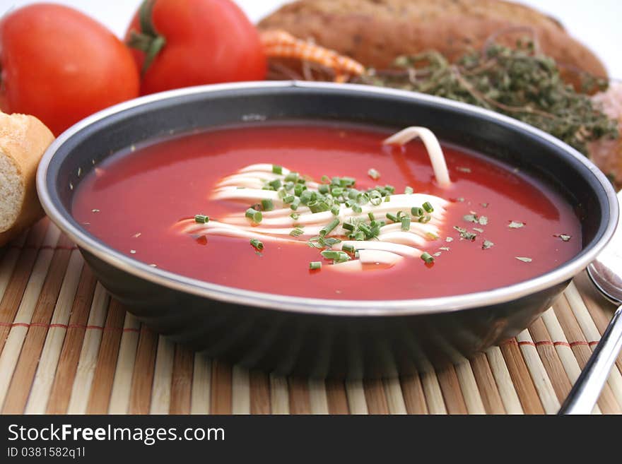 Fresh soup of tomatoes