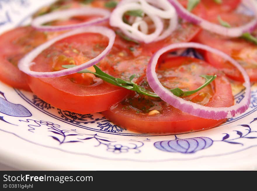 A fresh salad of tomatoes