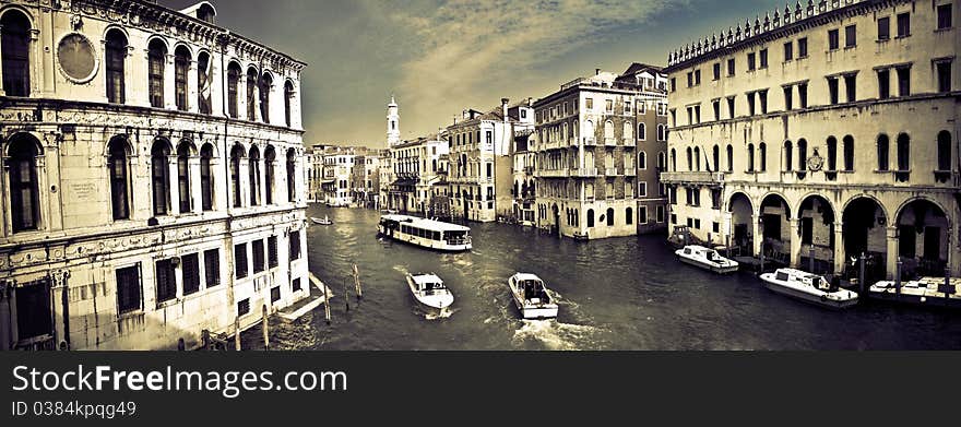 Panoramic photo of venice with view on the river