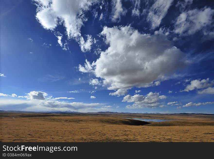 The Tibetan plateau vast wasteland of grandeur