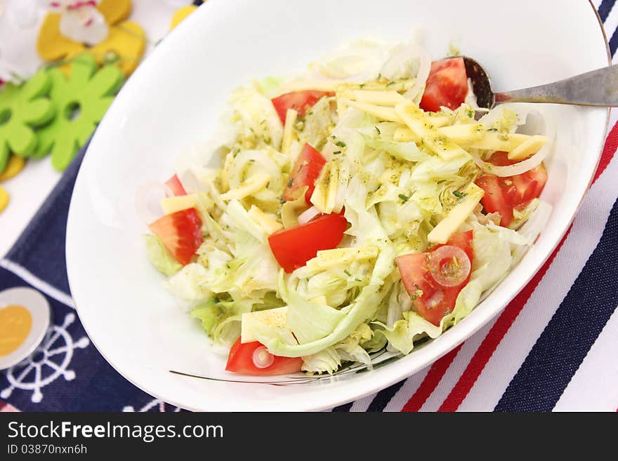 Fresh salad with tomatoes