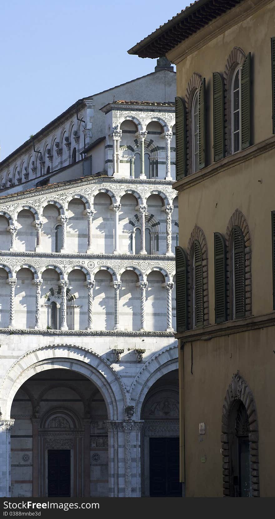 Lucca a beautiful town in tuscany