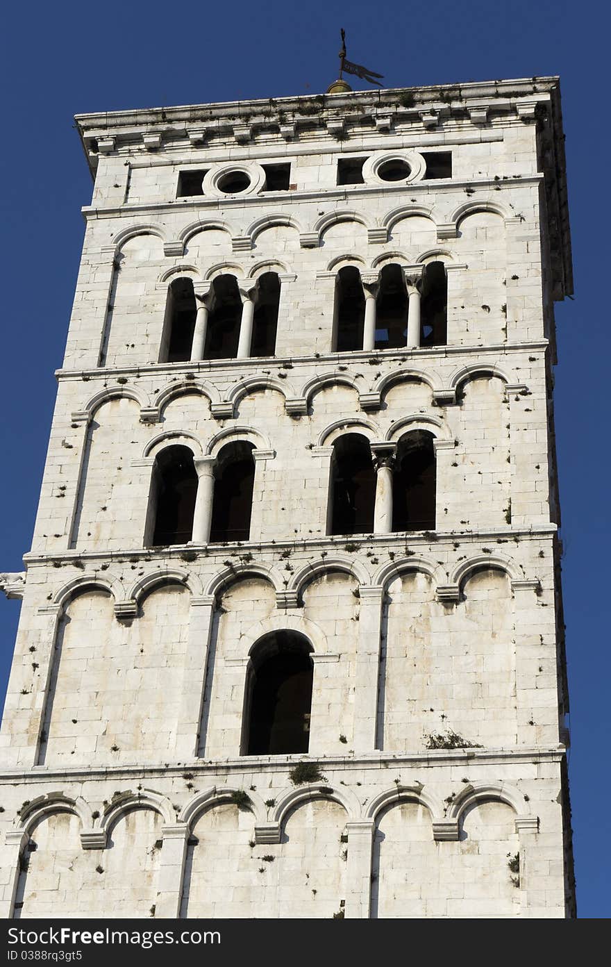 Lucca a beautiful town in tuscany