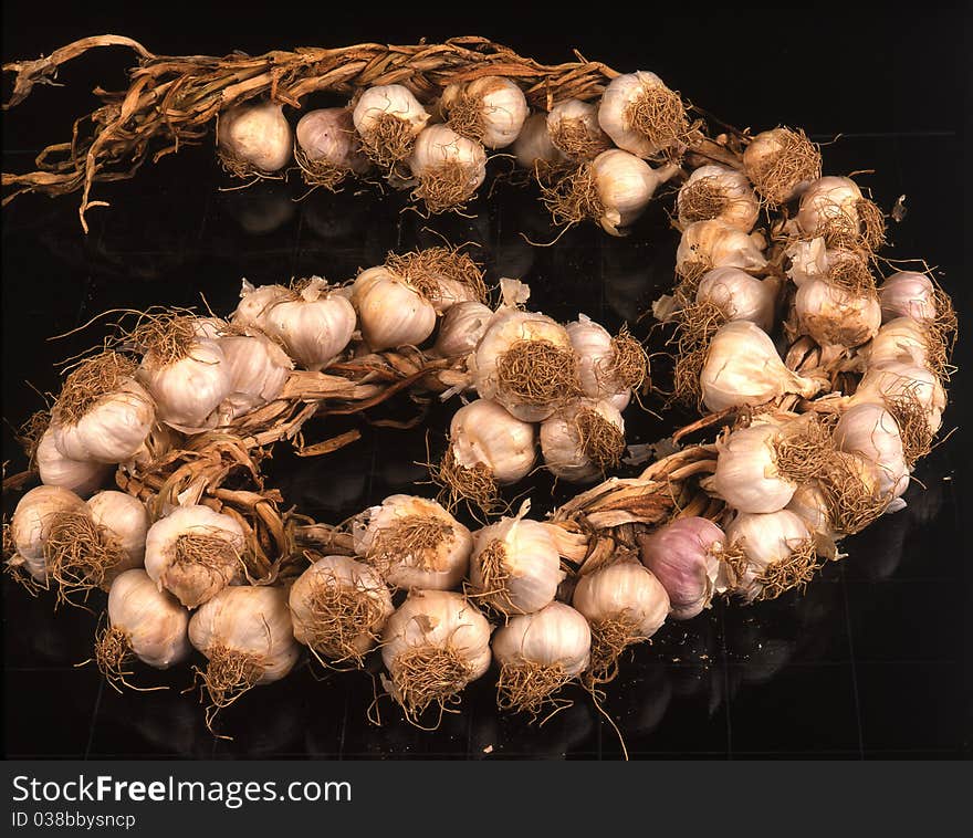 Wreath of garlic