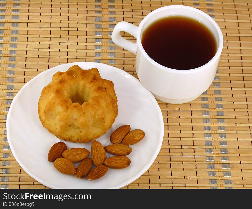 Tea and almond cake