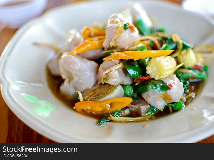 Spicy fish ball fried with vegetables