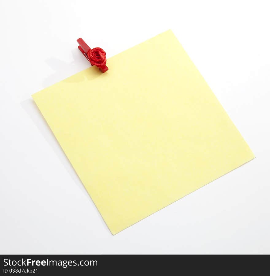 The post it w one clothes pin and the Valentine`s rose