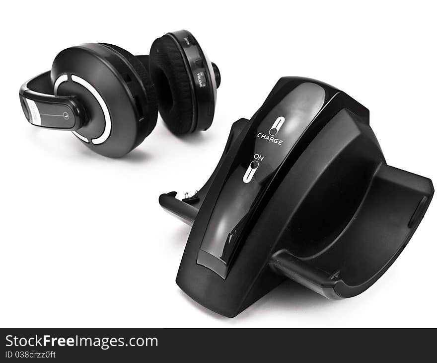 Cordless headphones with wireless or bluetooth. Cordless headphones with wireless or bluetooth