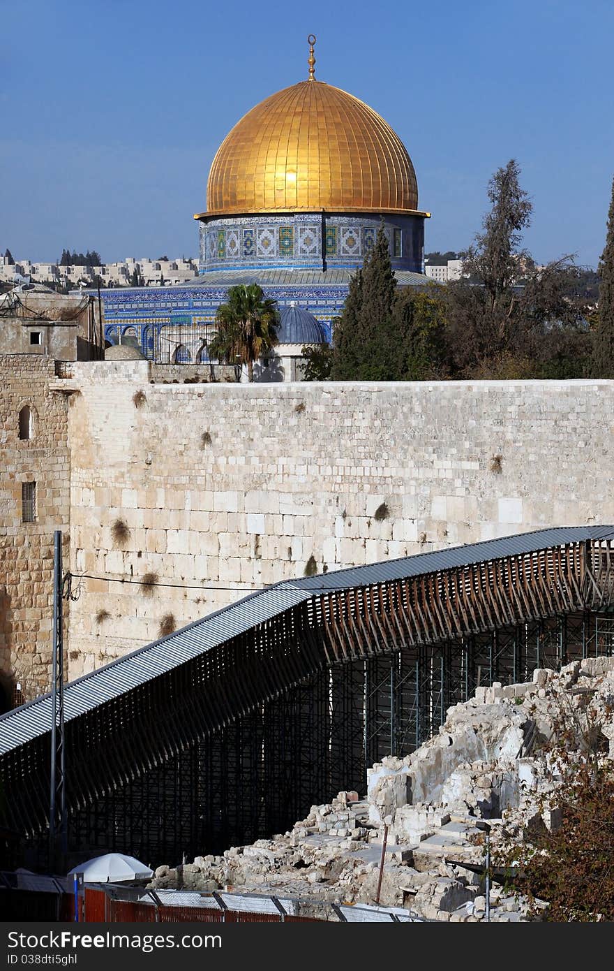 Western Wall And Dome Of The Rock