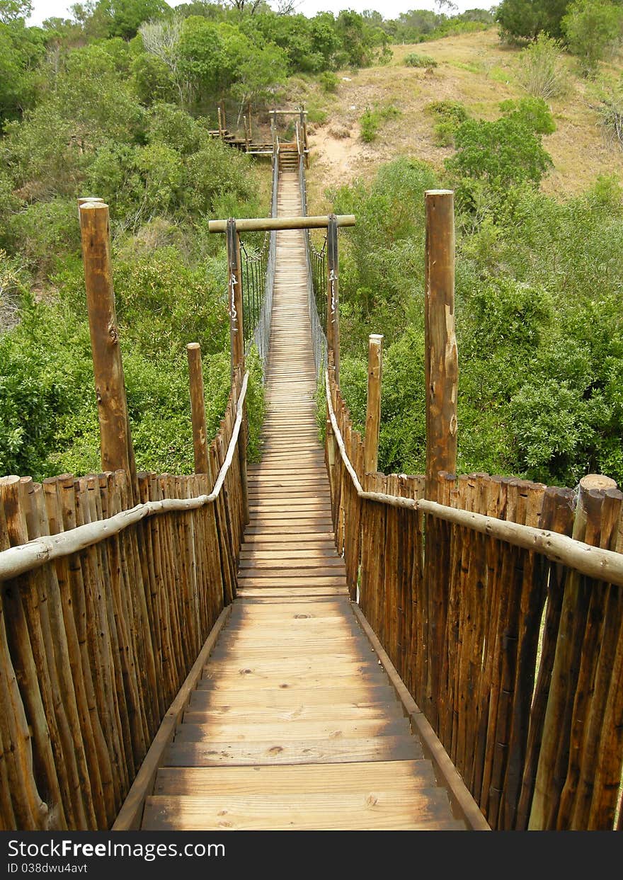 Swing bridge