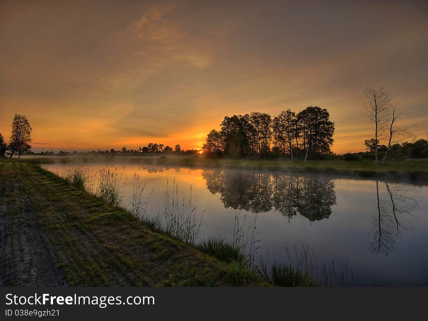 Sunrise on the pond