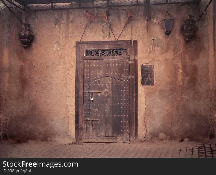 Old cracked door of an old arabian house