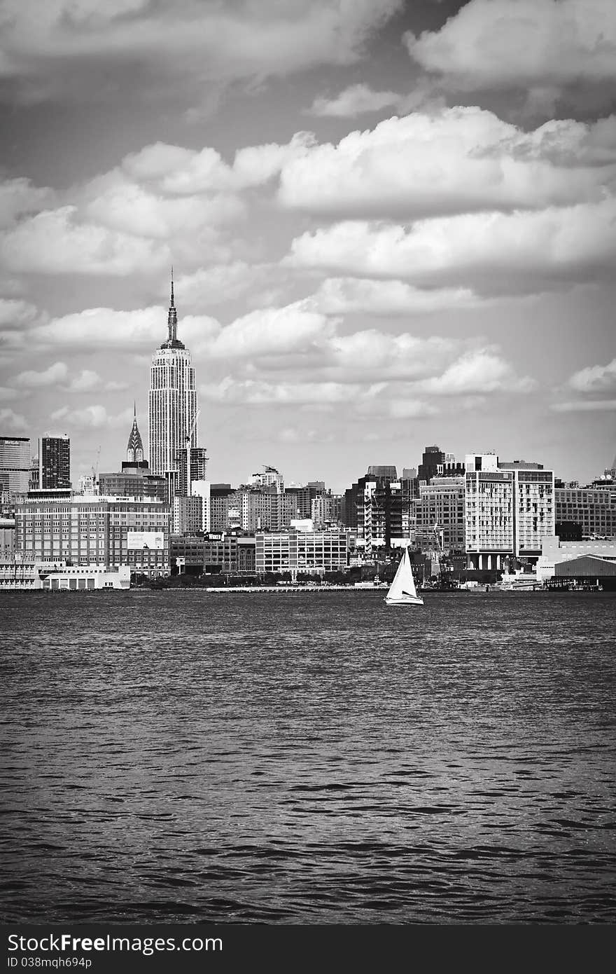 A view of Manhattan on a sunny summer day