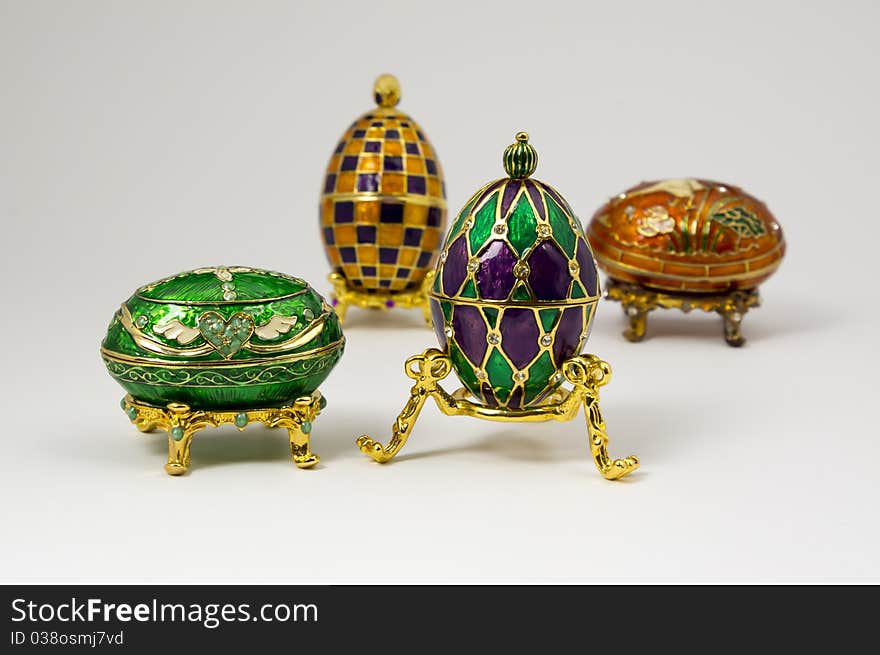 Decorative eggs