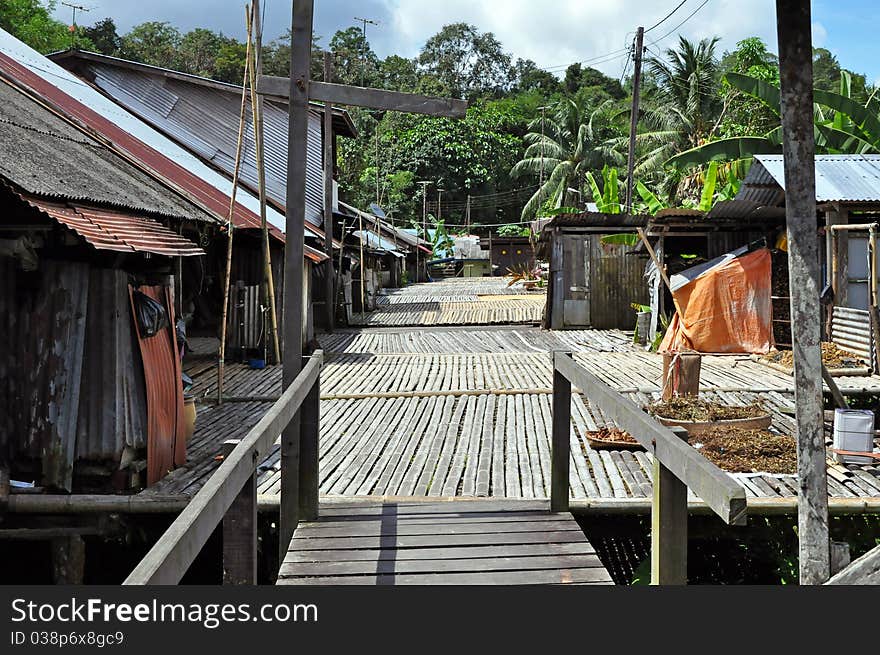 Traditional village originally used by Borneo headhunters. Traditional village originally used by Borneo headhunters.