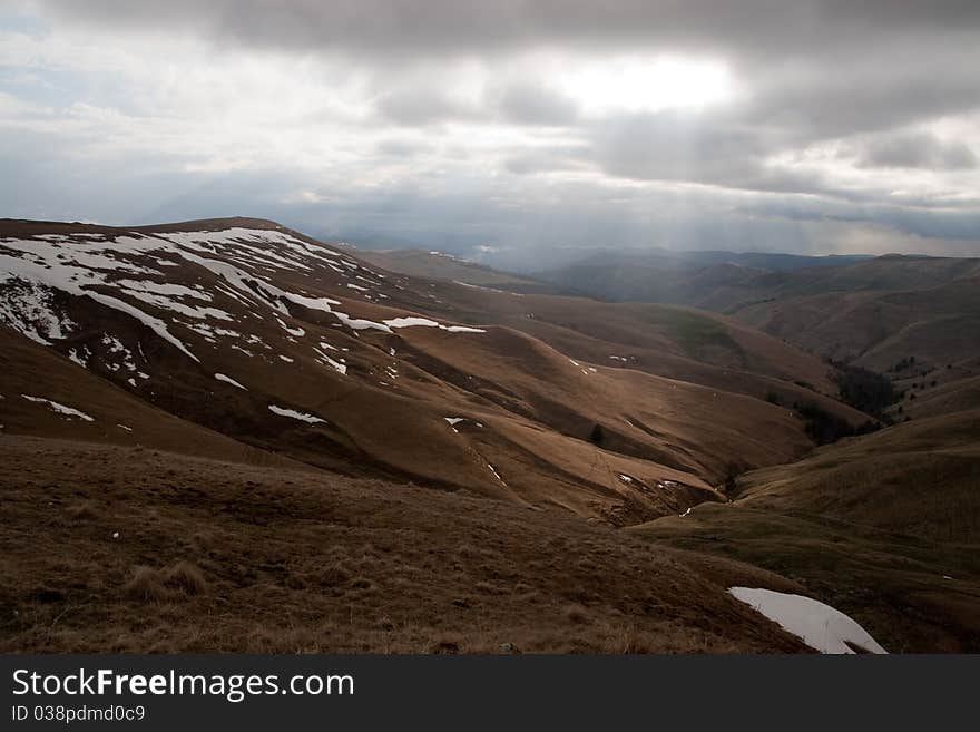 The sun s rays in the mountains