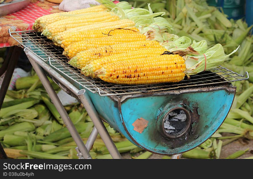 Corn grills