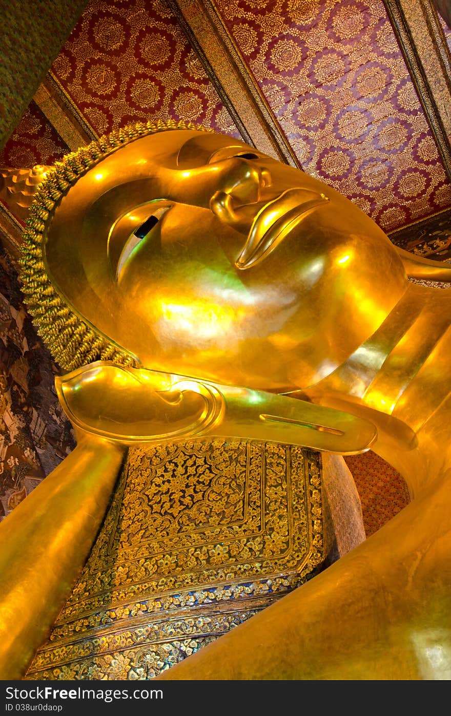 Sleeping Buddha in Bangkok temple