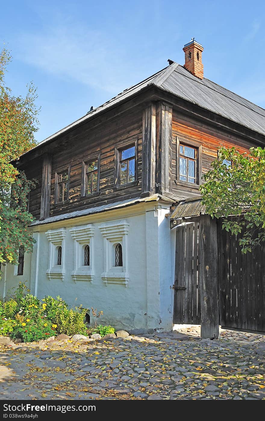 Likhoninsky house (18 century), was once owned by the russian merchant Likhonin. Likhoninsky house (18 century), was once owned by the russian merchant Likhonin