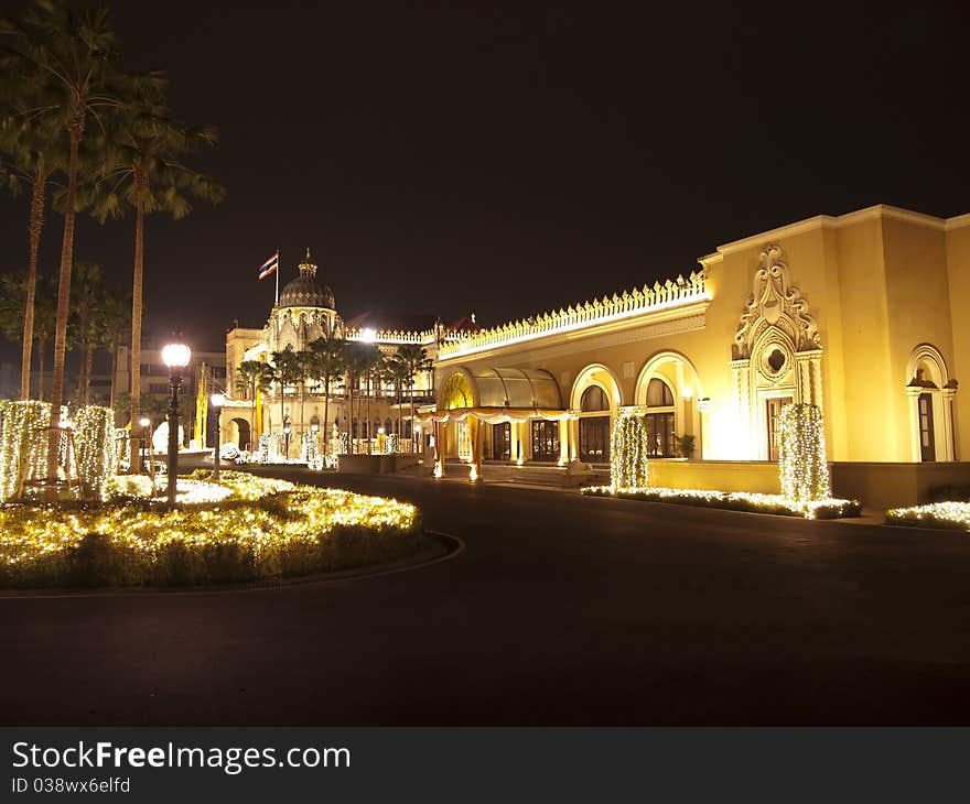 Night of Government House in Bangkok Thailand , Photo on 5 December 2010 (Father's day Thailand)