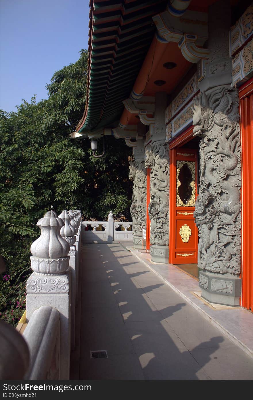 Chinese Dragon at the pillar of China temple Vertical. Chinese Dragon at the pillar of China temple Vertical.