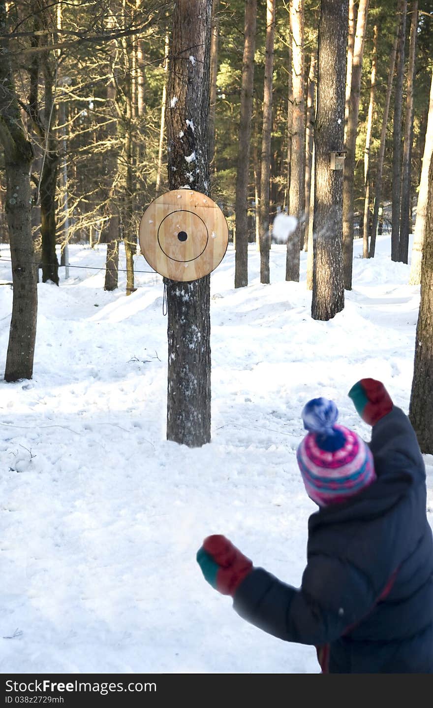 Children's competitions on throwing of snowballs in a target. Children's competitions on throwing of snowballs in a target.