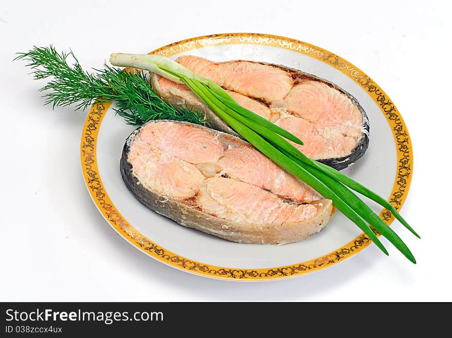 Grilled salmon with fresh salad