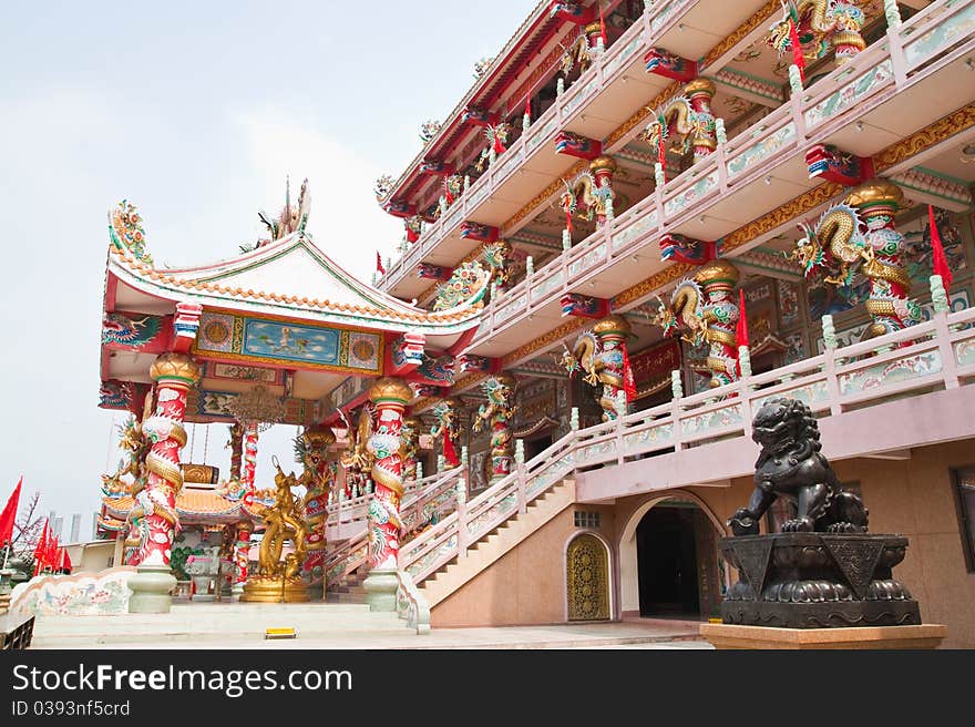 The beautyful Chinese shrine and the blue sky, Chonburi- East of Thailand