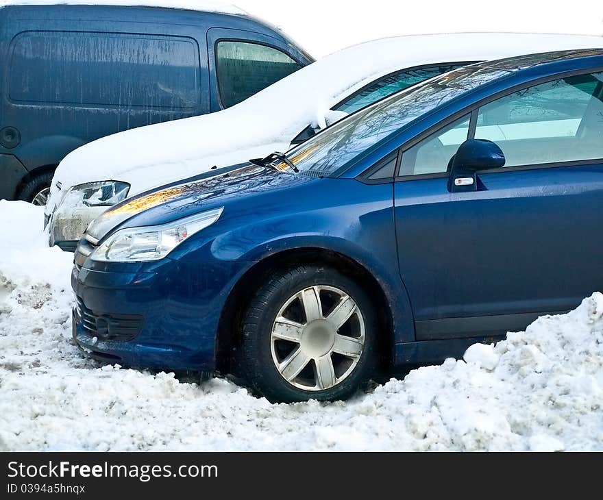 Parked cars in the snow. Parked cars in the snow