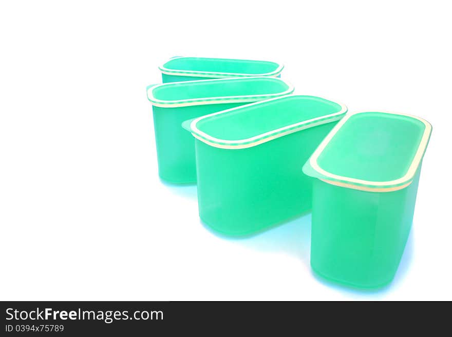 Plastic food container