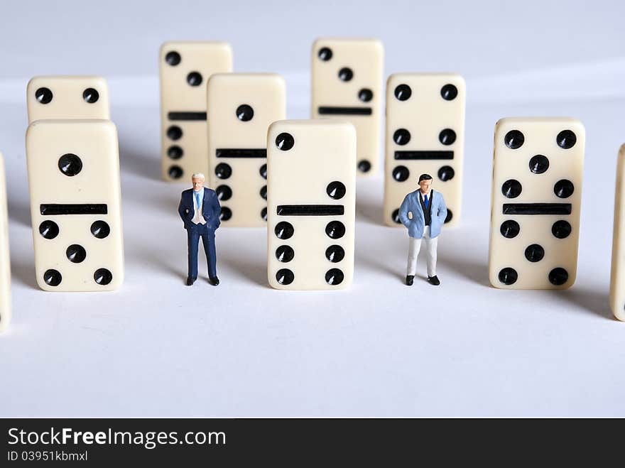 Two men's and domino cubes in one row