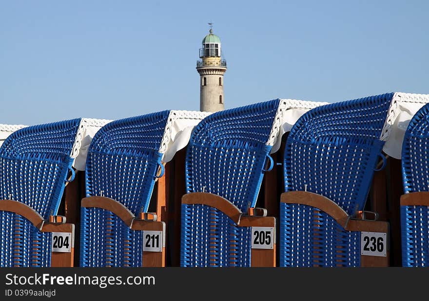 Canopied Beach Chairs With Light Tower