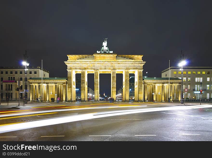 Traffic at night, brandenburger gate, berlin, germany